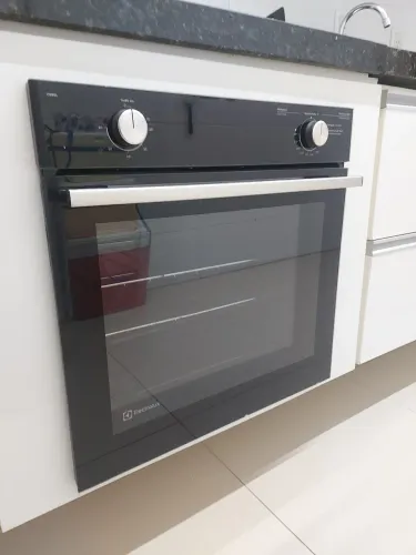 Forno Electrolux Embutir a Gás e Eletrico 80l Efficient Grill Preto