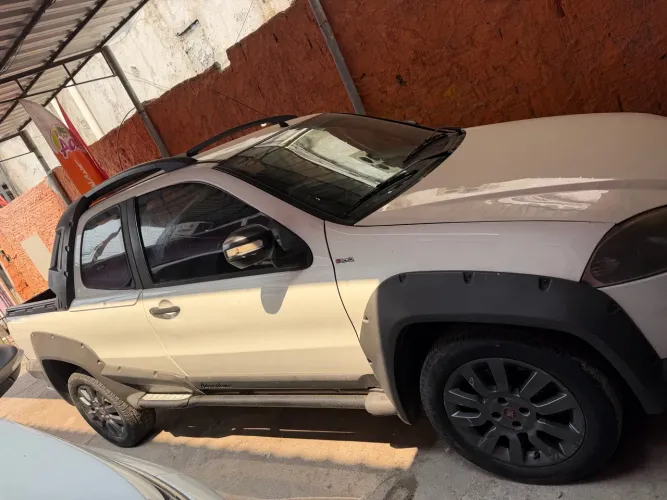Fiat Strada Adventure1.8/ 1.8 Locker Flex CD 2012