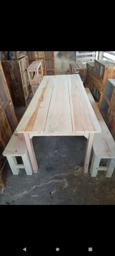 Conjunto mesa com bancos 2.50cm x 90 cm (10 a 12 pessoas)