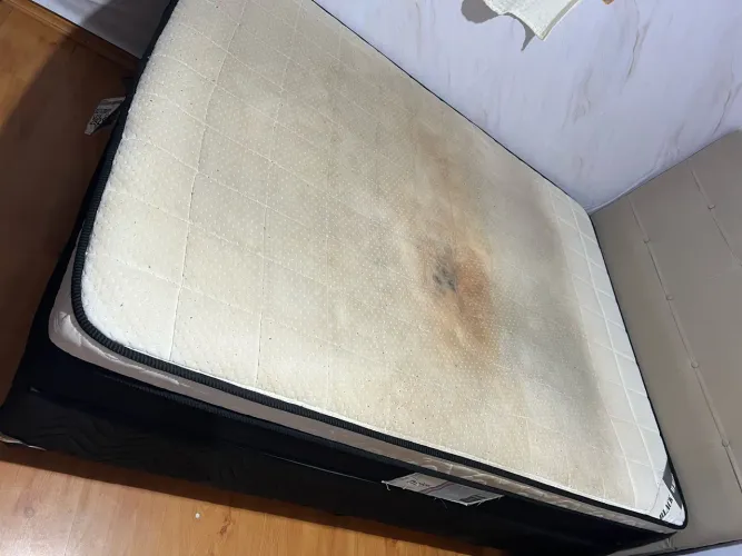 Cama Box com Colchão Anjos - Bom Estado