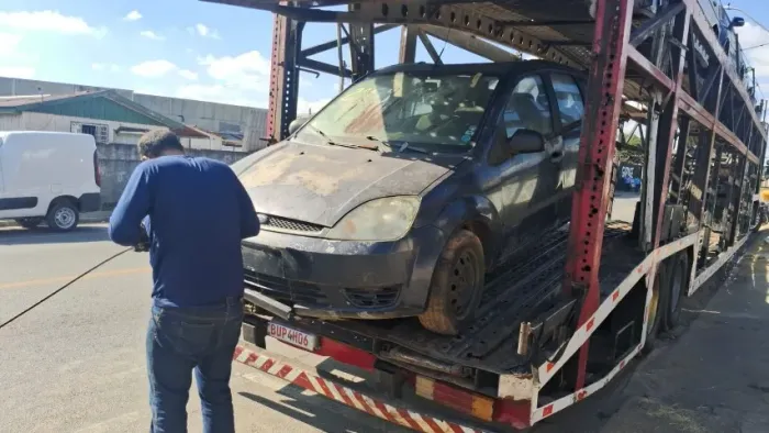 ford fiesta 1.0 direçao motor cambio peças e assesorios sucata