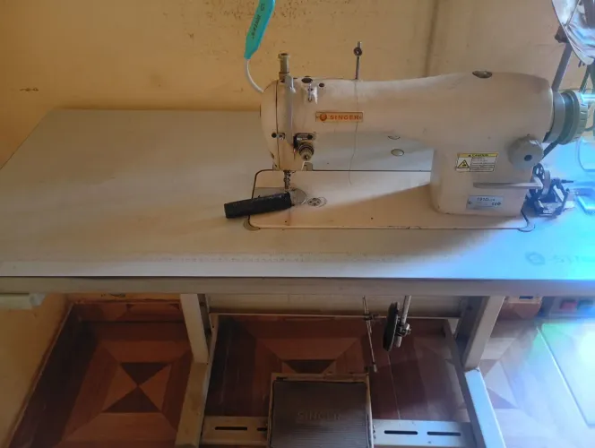 Reta singer industrial