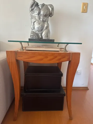 2 mesas laterais Sacaro