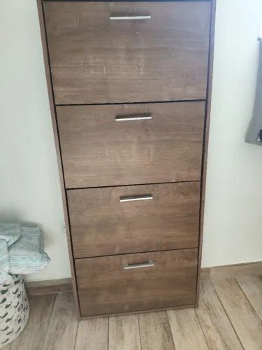 Vendo Sapateira nova