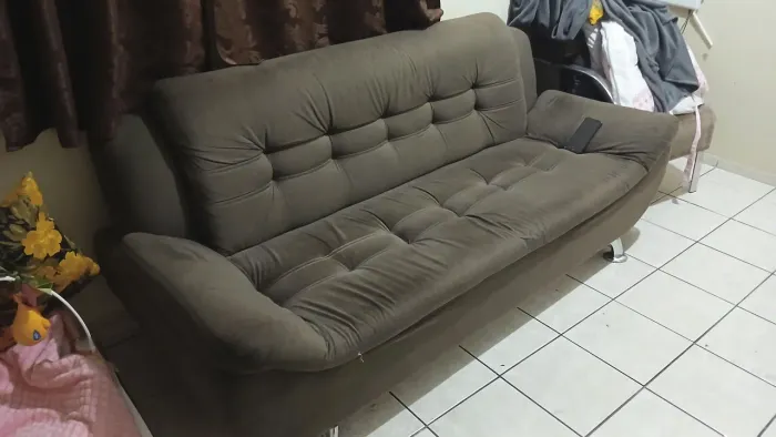 Vendo sofá 3 lugares