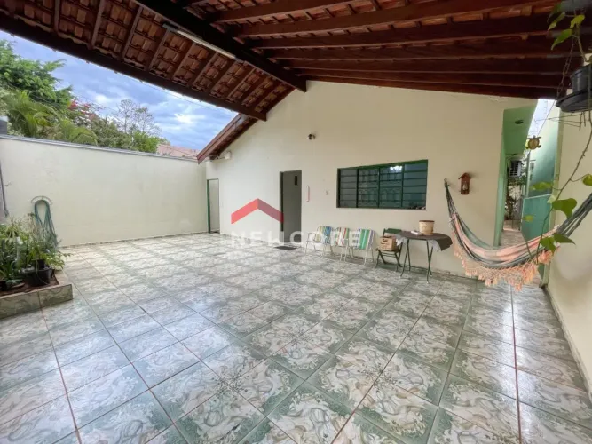 Casa em Rua Sérgio de Souza Lima - Parque dos Eucaliptos - Bauru/SP