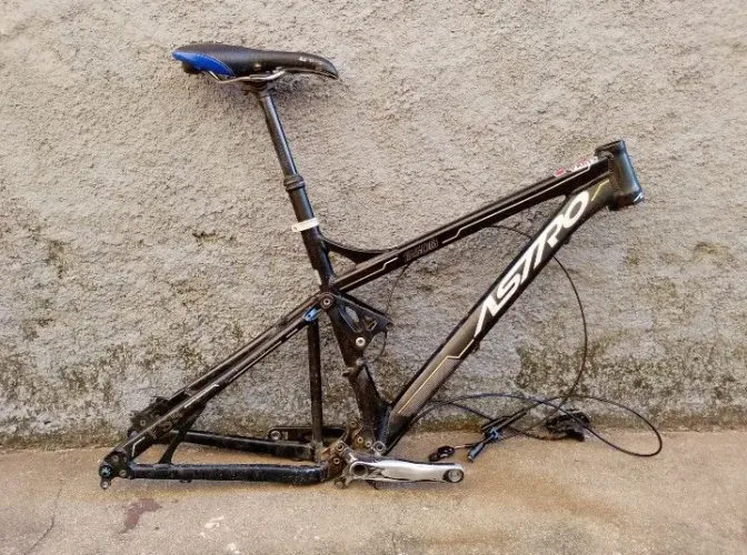 Quadro astro enduro 27.5 (passa 29)
