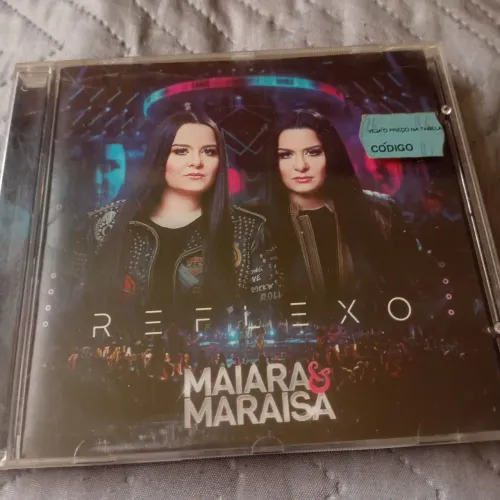 CD Maiara e Maraisa reflexo