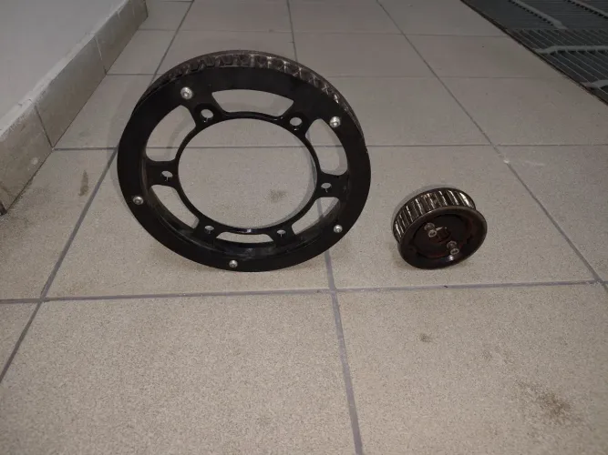 Coroa e pião corrêa dentada 