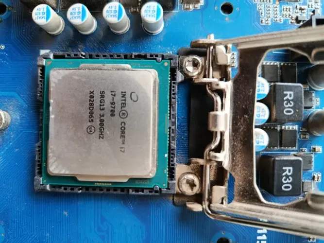 I7 9700 + Placa mãe IPMH310 PRO 2.0