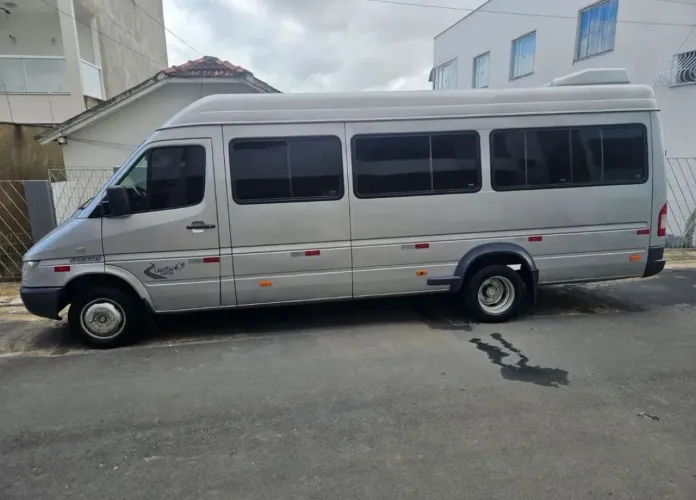 Mercedes-Benz Sprinter 413 Van Luxo 2.2 16 E 20L Dies 2010