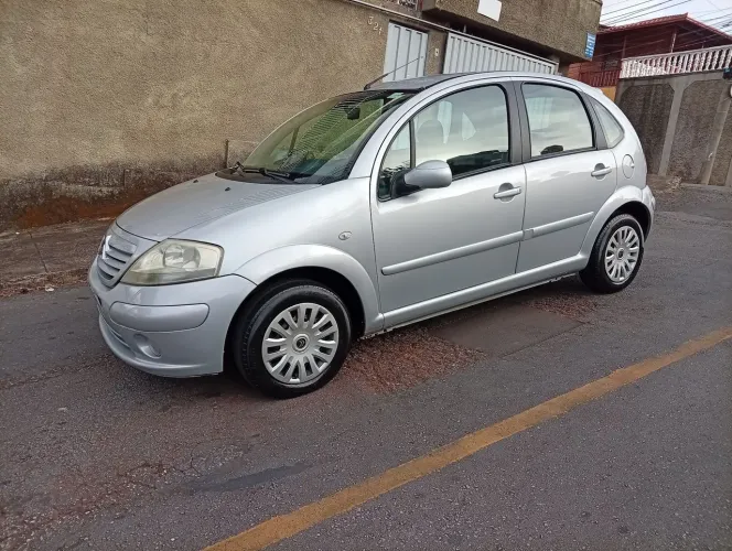 Citroen C3 GLX 1.4/ GLX Sonora 1.4 Flex 8V 5P 2009