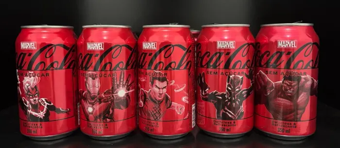 Latas Marvel Coca-Cola 2024
