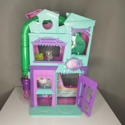 Littlest Pet Shop LPS Rollin' Rolleroos Foldable Playset