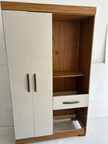 Guarda roupa 1 porta Tamanho médio