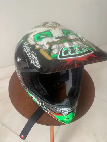 Capacete Troy Lee motocross