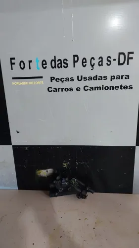 Carcaça Da Válvula Termostática Do Citroën C4 Peugeot 307 408 2.0 16v