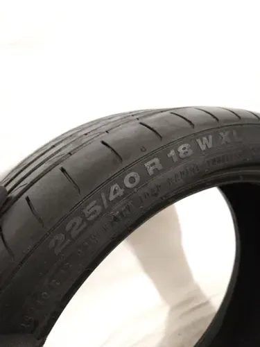 Pneu 225/40 18 18 Continental 92w Cont SSR usado