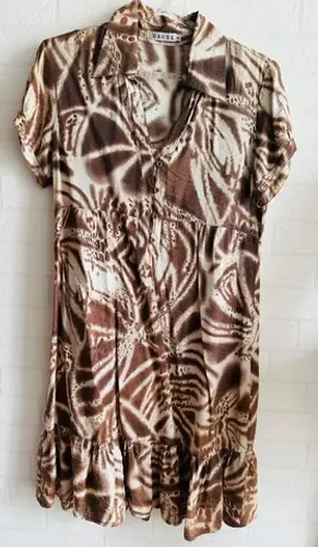 Vestido marrom estampado Marca: Gauss, tamanho: P