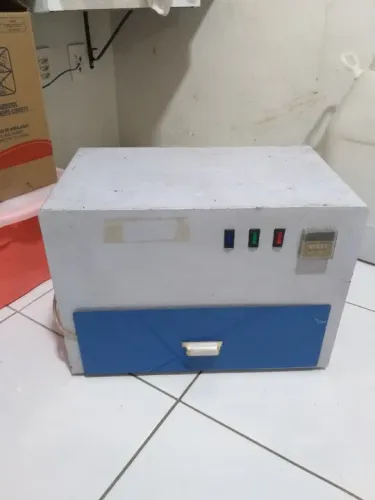 Máquina de Carimbo Semi-Automática 6 Lâmpadas - Produtividade e Qualidade!