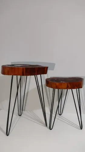 Vendo Conjunto com2 Mesas rústicas com pés HairpinLeg Triplo.