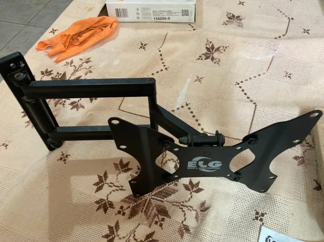 Suporte de TV articulado