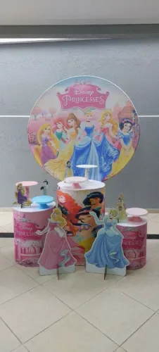 Locação  Decoração Pegue e Monte (Diversos)