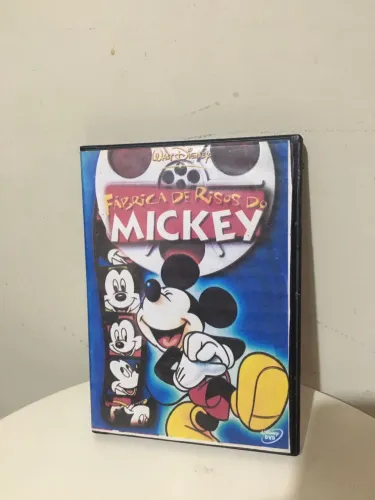 DVD Mickey Fábrica de risos