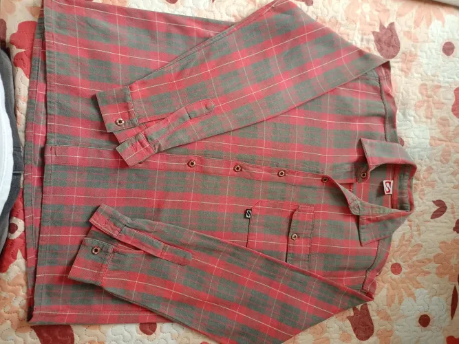 Camisa manga longa SIMS