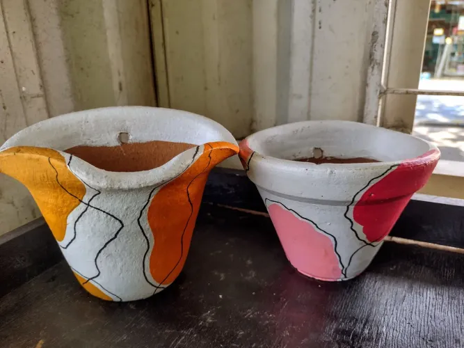 Vasos de parede pintura orgânica 