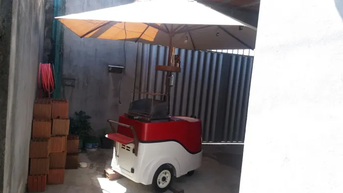 Carrinho de Churrasco e Lanches Portátil com Guarda-Sol