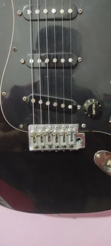 OPORTUNIDADE Fender 3 em 1 Stratocaster Exclusiva (Não Existe Outra Igual)
