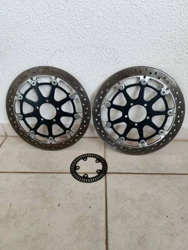 Par de discos de freio BREMBO KTM Super Duke GT 2017