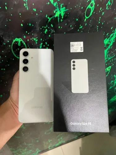 **VENDO S24 FE** SOMENTE VENDA**