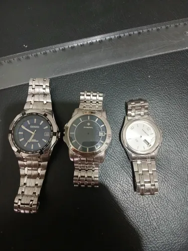 Kit 3 caixas completas de relógios para montar.