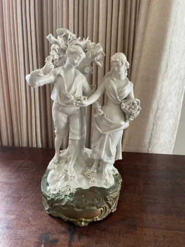 Floreira Casal em Biscuit ou Bisqui Branco 