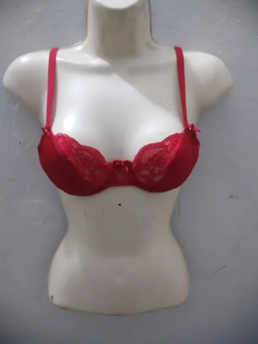 Sutiã vintage vermelho com aro