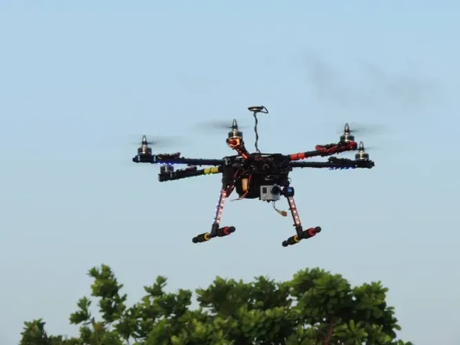 Drone Hexacopter Tarot 680 - Naza MV2