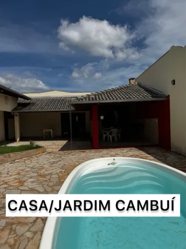 Vendo excelente casa no Jardim Cambuí, em Sete Lagoas. 