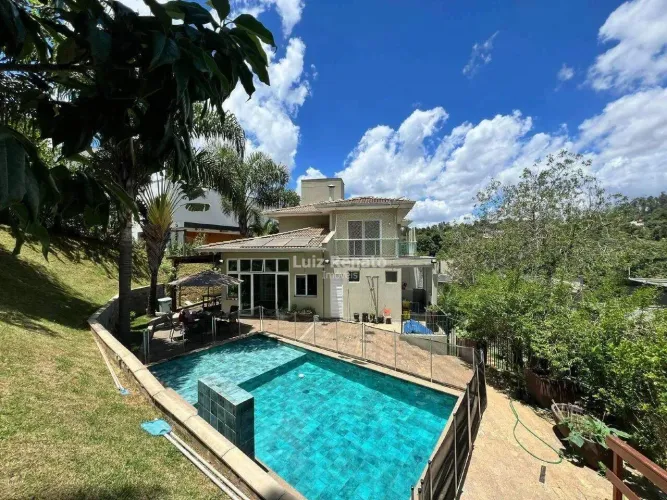 Casa á venda no condominio Vila Alpina