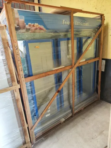 EXPOSITOR REFRIGERADO FRIOS E LATICINIOS 3 PORTAS REFRIMATE NOVO