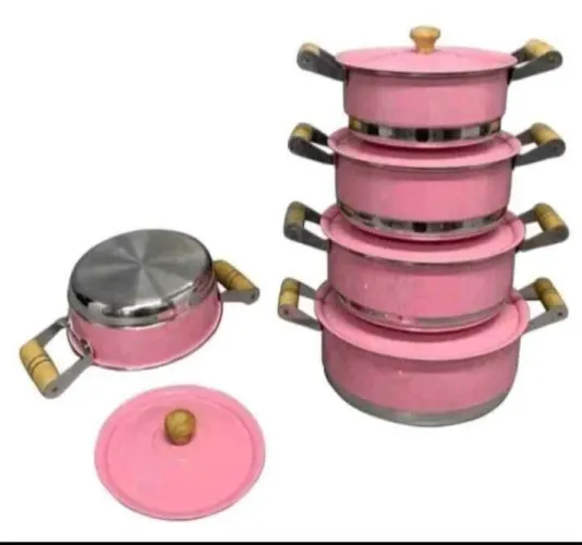 Conjunto de panelas rosa