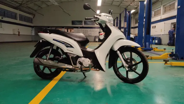 Honda biz 2014 em perfeitas condições de uso.