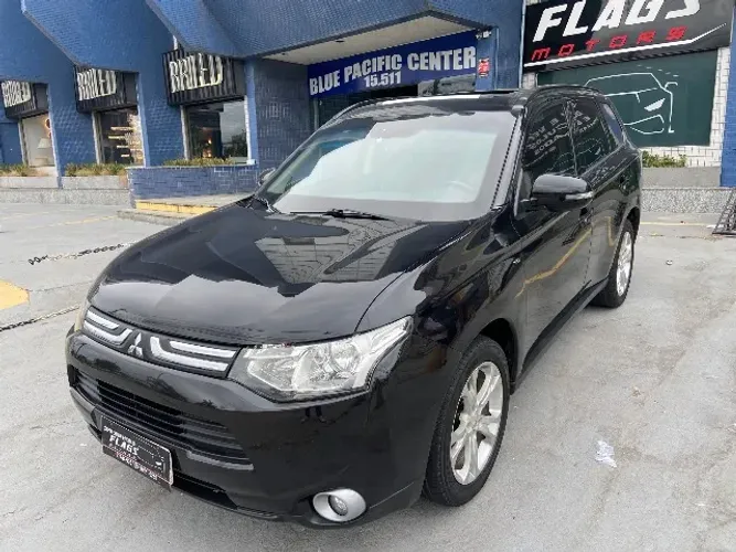 Mitsubishi Outlander 3.0/ GT 3.0 V6 Aut. 2015
