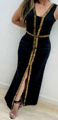 Vestido Festa Bordado Preto com Dourado - Elegância e Sofisticação