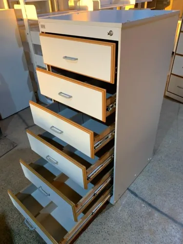 Cômoda ou armário de madeira multiuso com 6 gavetas toda em MDF