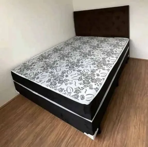Cama + cabeceira nova de fábrica