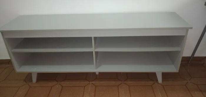 Vendo Rack de sala çinza semi novo