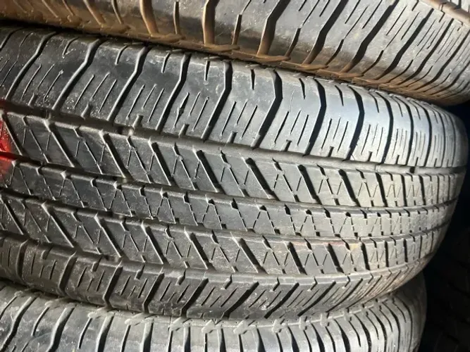 Pneu 265/65/17 Bridgestone 90 % Vida Util