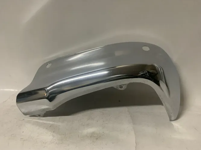 Ponteira traseira Hilux com detalhe foto6 com furo para sensor